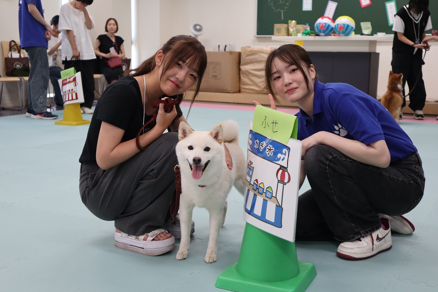 モデル犬とともにデモンストレーションを行います！