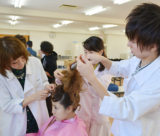 福井県理容美容専門学校