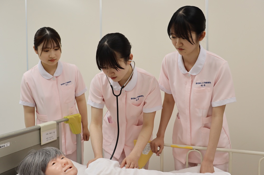 熊本医療センター附属看護学校-資料請求・オープンキャンパス予約
