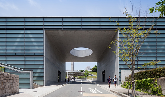 環太平洋大学