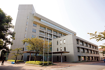 千葉商科大学