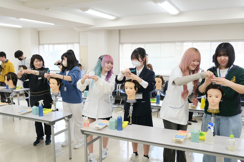 #埼玉#大宮#大宮理容美容専門学校#大宮理美 #理容#美容#理容師#美容師 #理容美容専門学校#美容専門学校#美容学校 #美容学生#美容学生になりたい#オープンキャンパス#oc #ワインディング#カット#ボブ#ワンレン