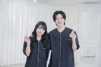 美容師科/ヘアメイク・アイデザイン科はこちらのユニフォームを着用して授業を実施します！