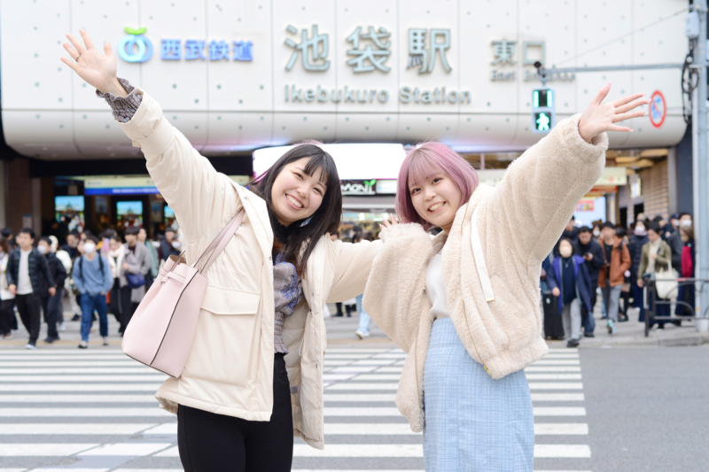 池袋の中心地にある学校！アニメイトや映画館、カフェなど何でもあります♪