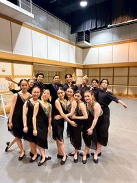 社交ダンスの披露もあります。