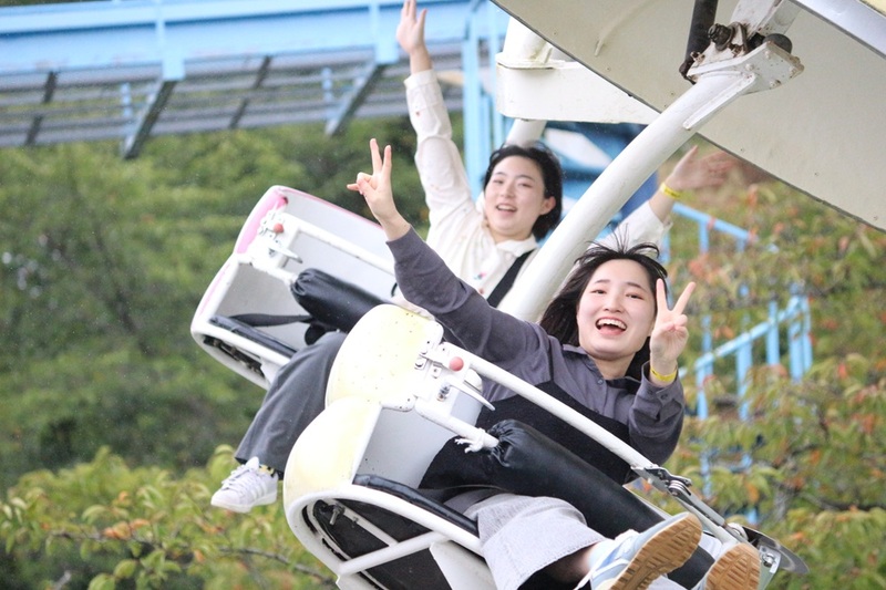 春は水族館やいちご狩り、秋は動物園や遊園地に遠足へ行ったよ♪他にも芋煮会や遊覧船での観光など楽しいイベントがたくさん☆