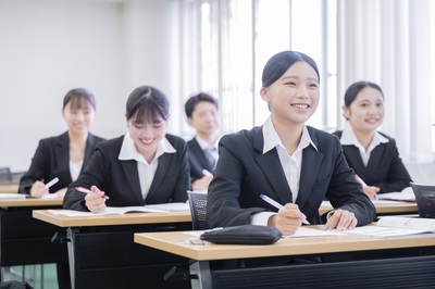 成田航空ビジネス専門学校