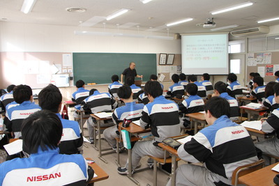 専門学校　日産京都自動車大学校