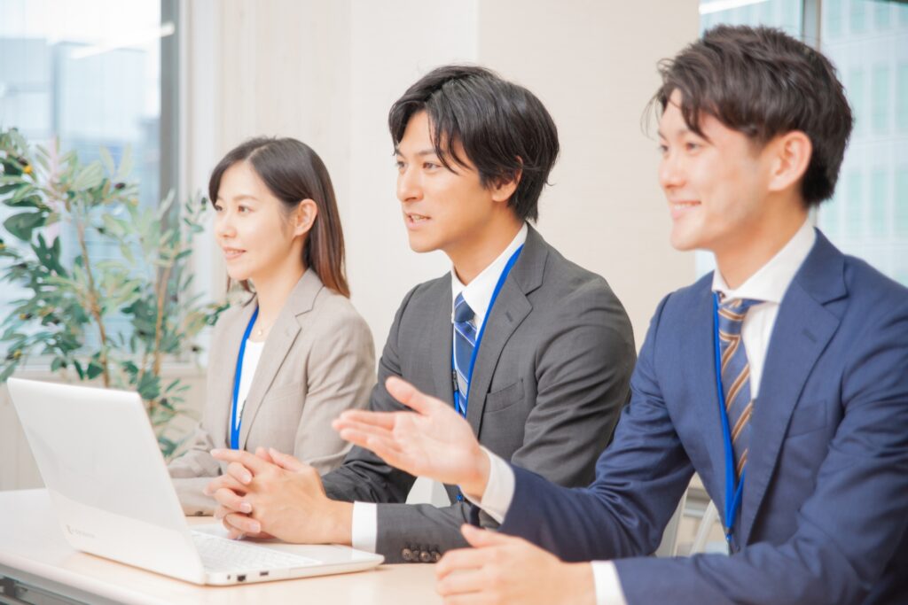 会社員 一般企業勤務 になるには 仕事内容 おすすめの学校もご紹介 コレ進レポート コレカラ進路 Jp